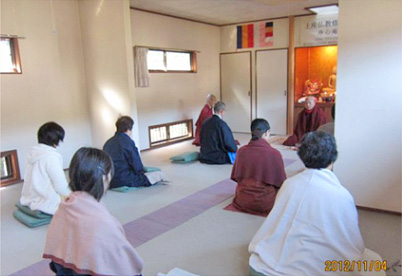 第1期特別瞑想会の様子