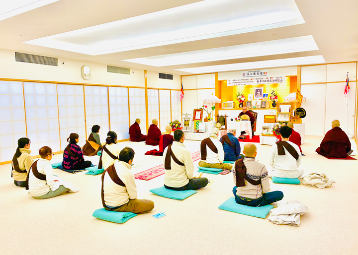 朝のヴィパッサナー瞑想実践